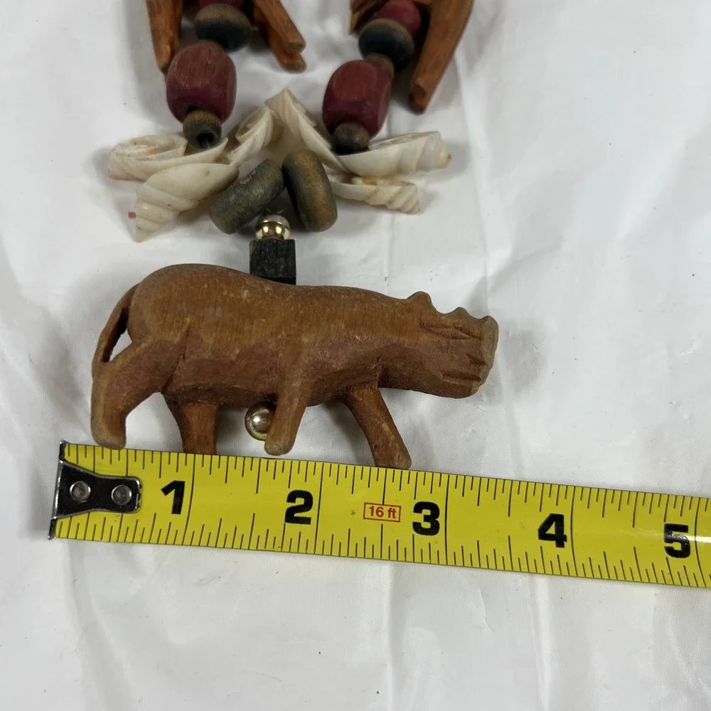 Vintage Hand Carved Wooden African Wildlife Animal Beaded Necklace‎